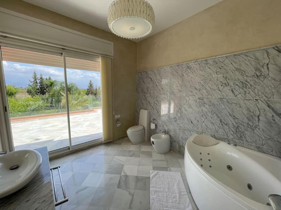 Villa De Luxe L'mnam